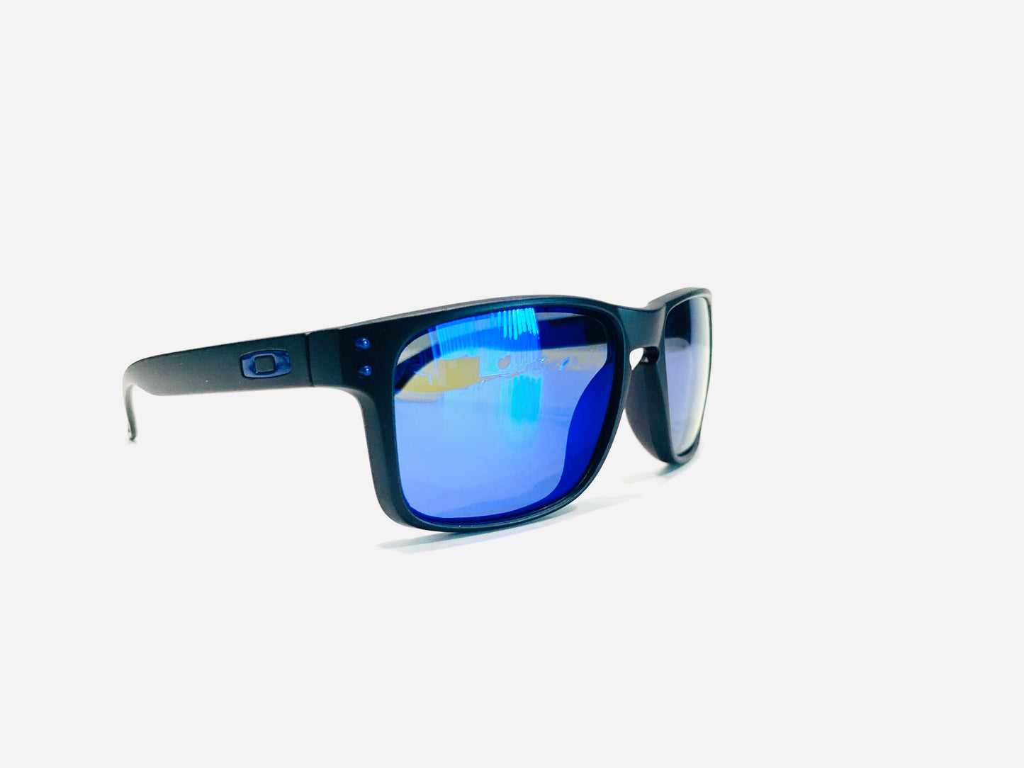 Oakley-Holbrook DB