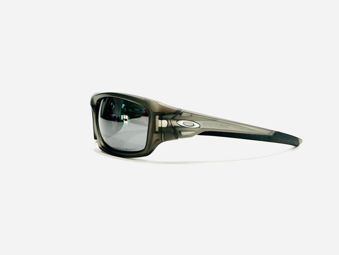 Oakley Valve