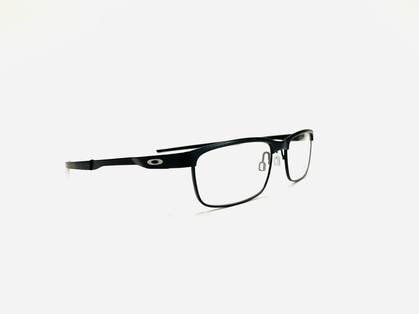 Oakley Steel Plate PC