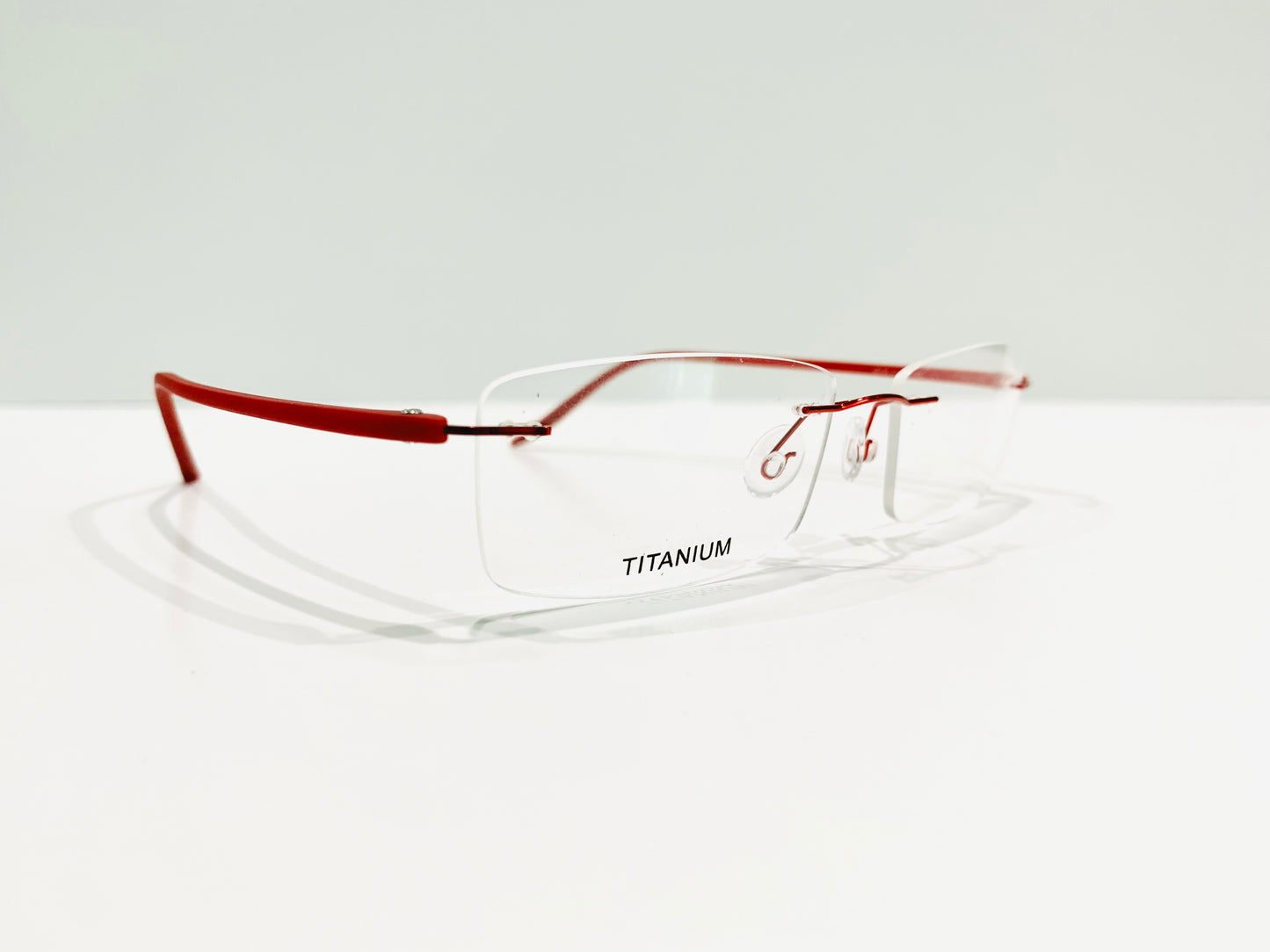 Titanium BT8126-R