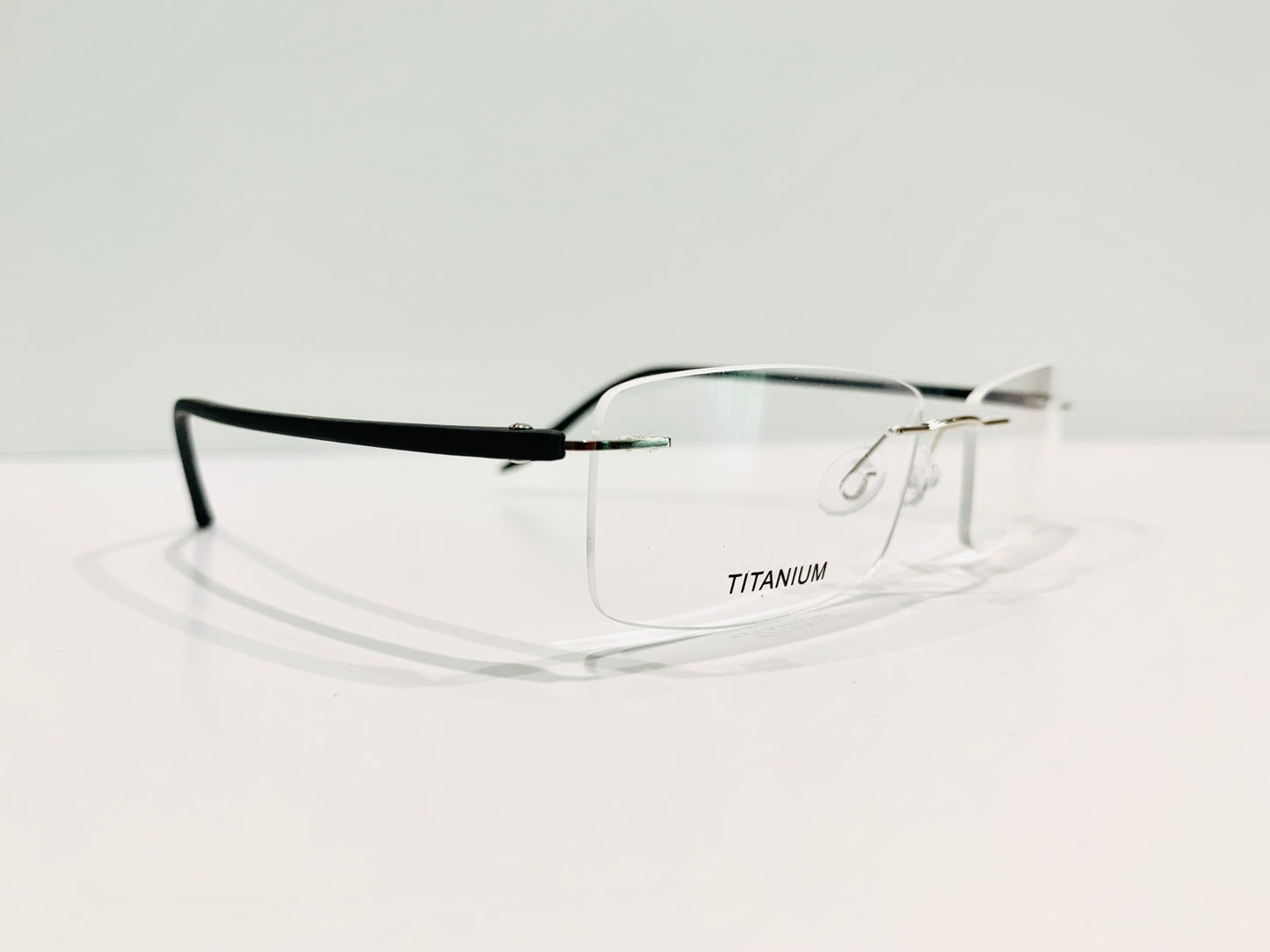 Titanium BT8126-SB