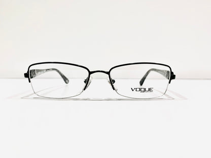 Vogue VO3813